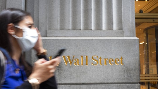 Bolsas de NY fecham em queda com atividade econômica dos EUA e Fed no radar