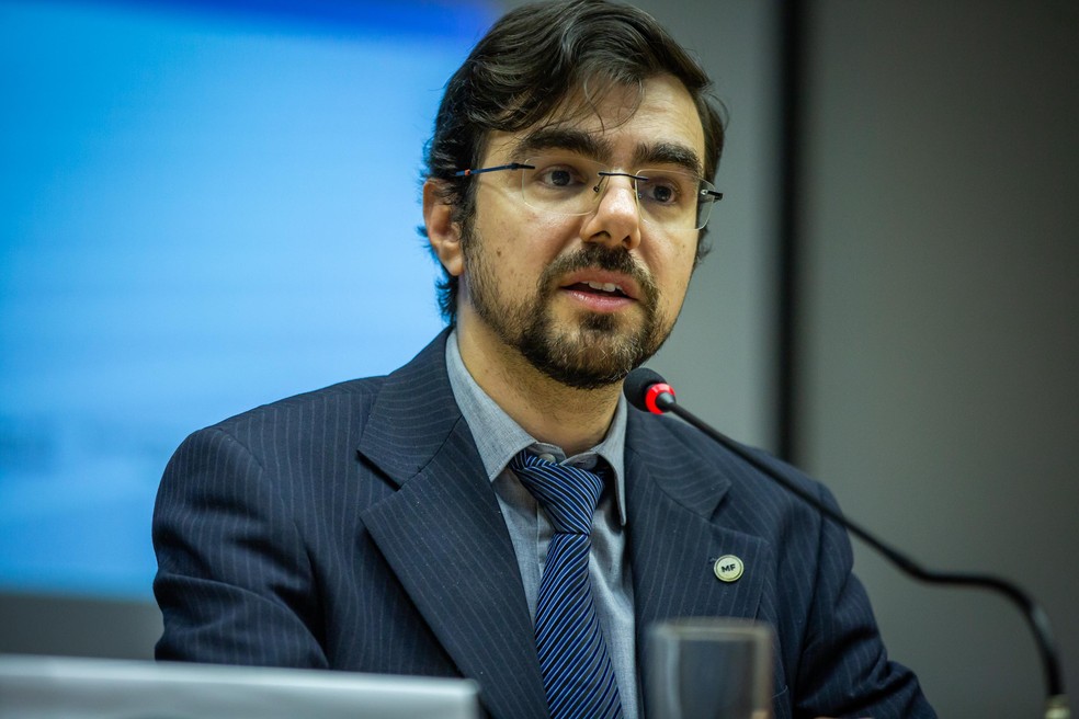 Petrobras decide vacância na presidência do conselho na segunda-feira ...