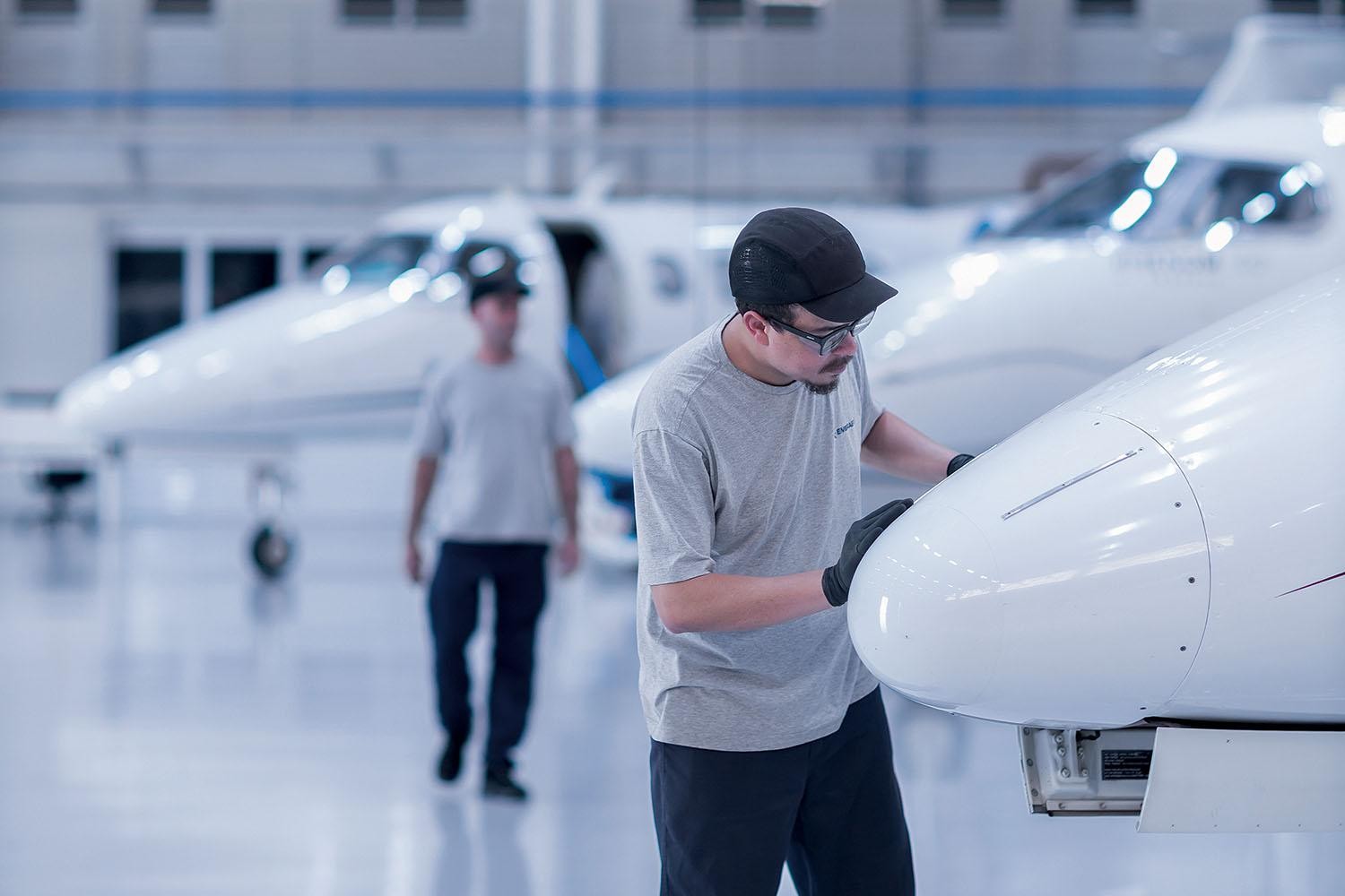 Valor 1000: Com receita recorde, Embraer chega ao topo do setor de veículos e peças - Foto