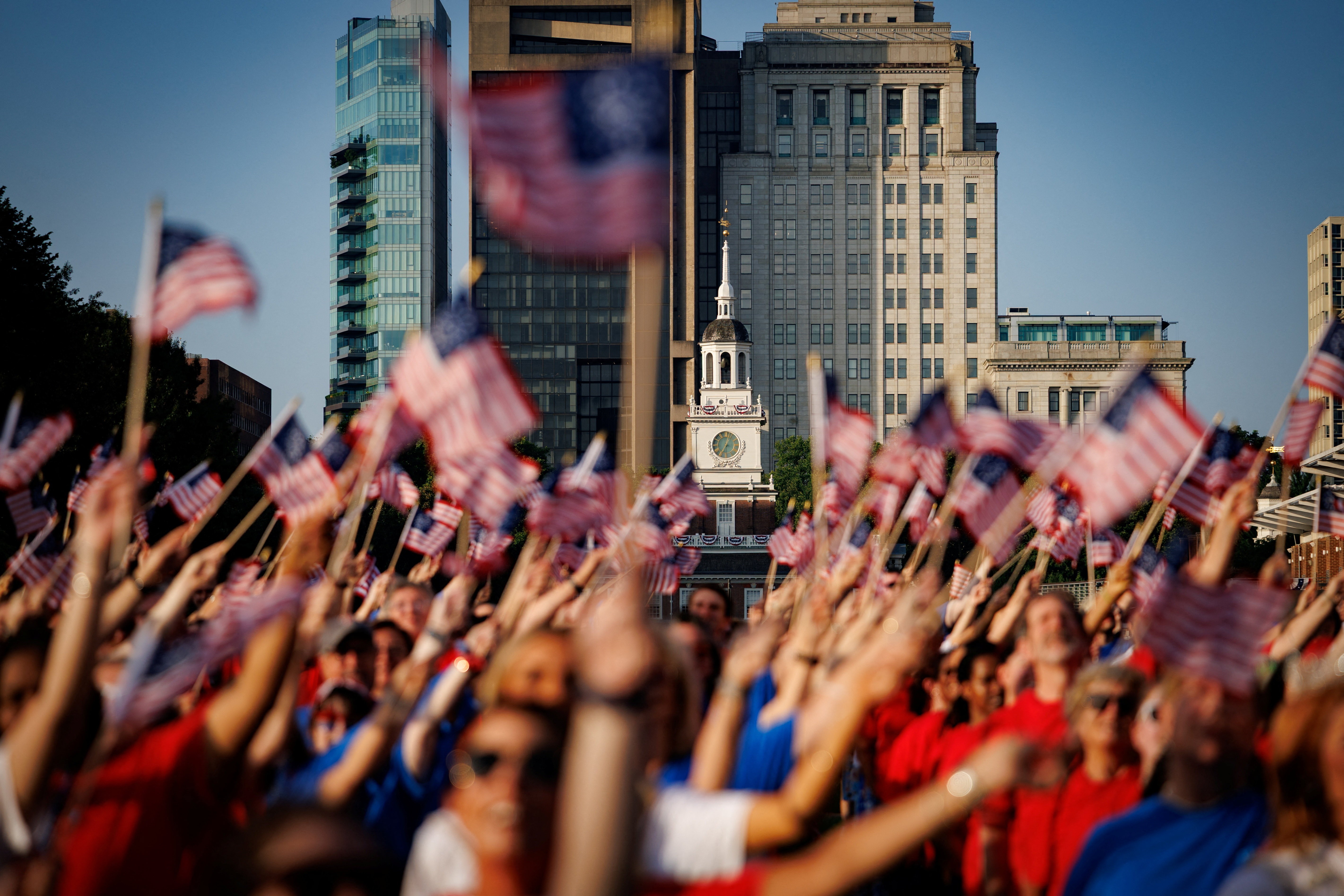 FT: Inflação faz americanos pagarem mais para celebrar Dia da Independência