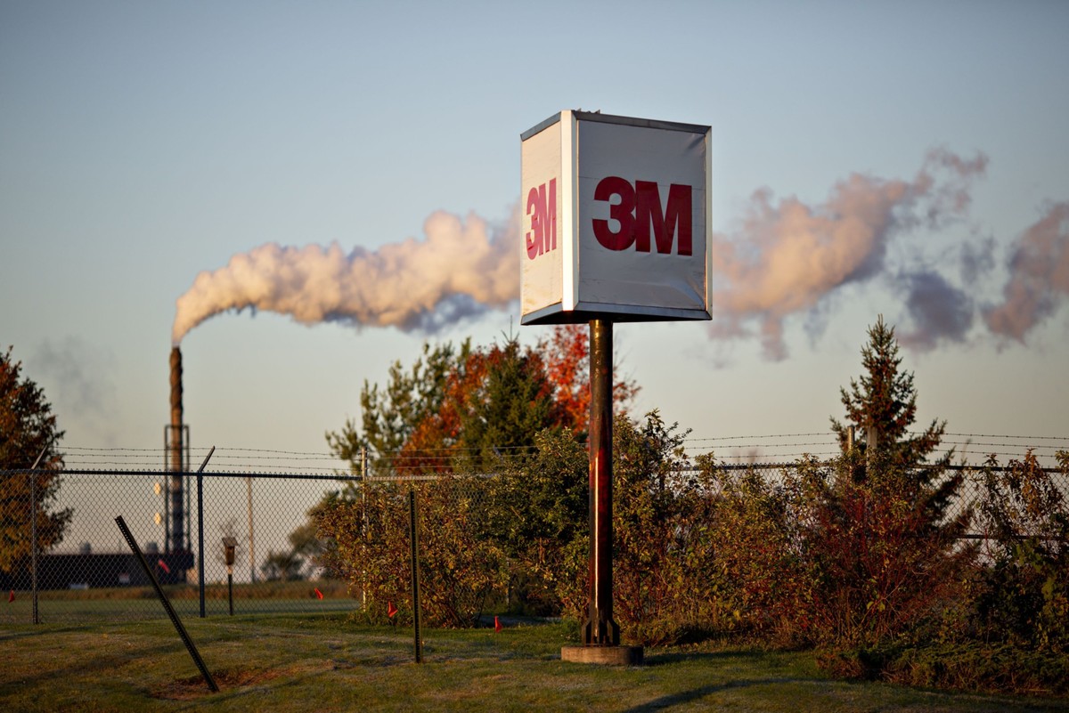 Nova York processa 3M e DuPont por produtos químicos eternos
