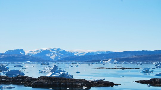 Pó de rocha da Groenlândia pode ajudar a mitigar o aquecimento global, diz estudo