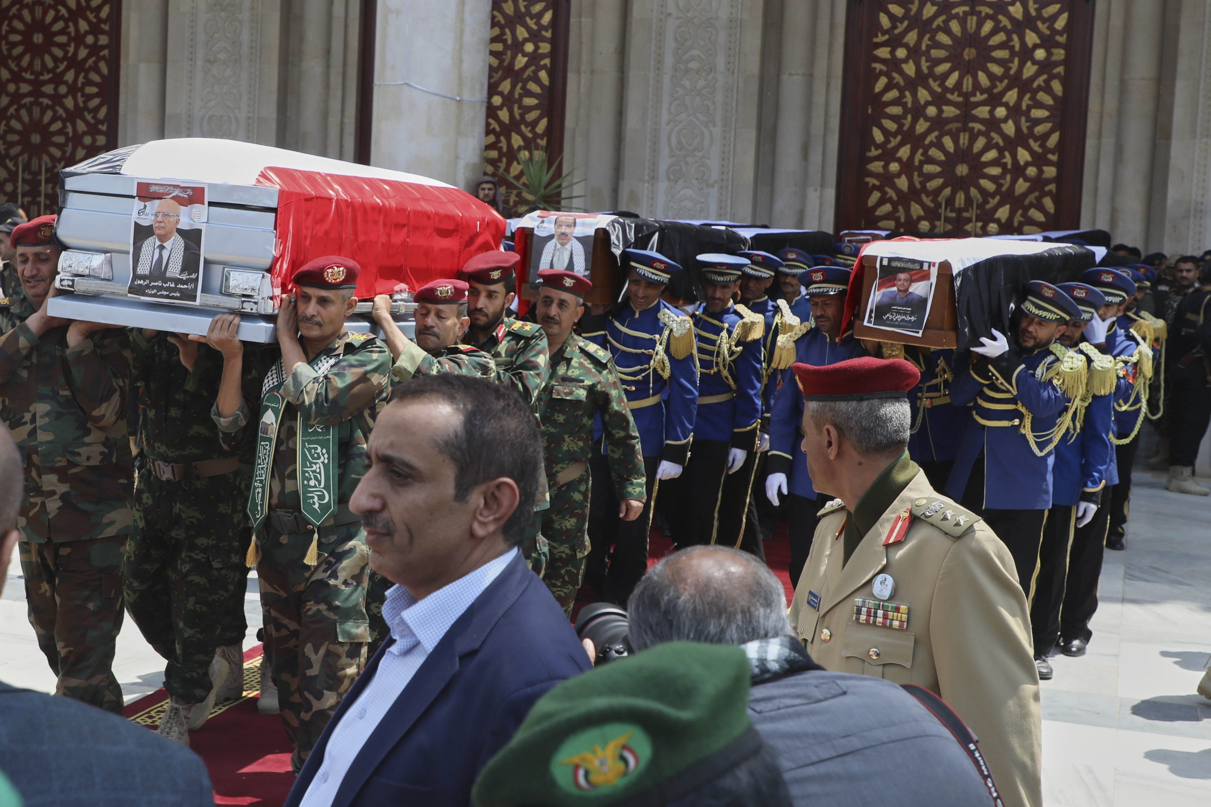 Houthis prometem vingança após mortes de autoridades do grupo em ataque de Israel