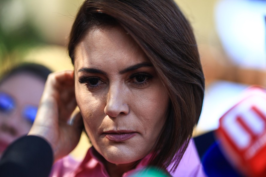 Aliados atribuem ausência de Michelle no ato na Paulista a Alexandre de Moraes | Valor Econômico | Valor Econômico