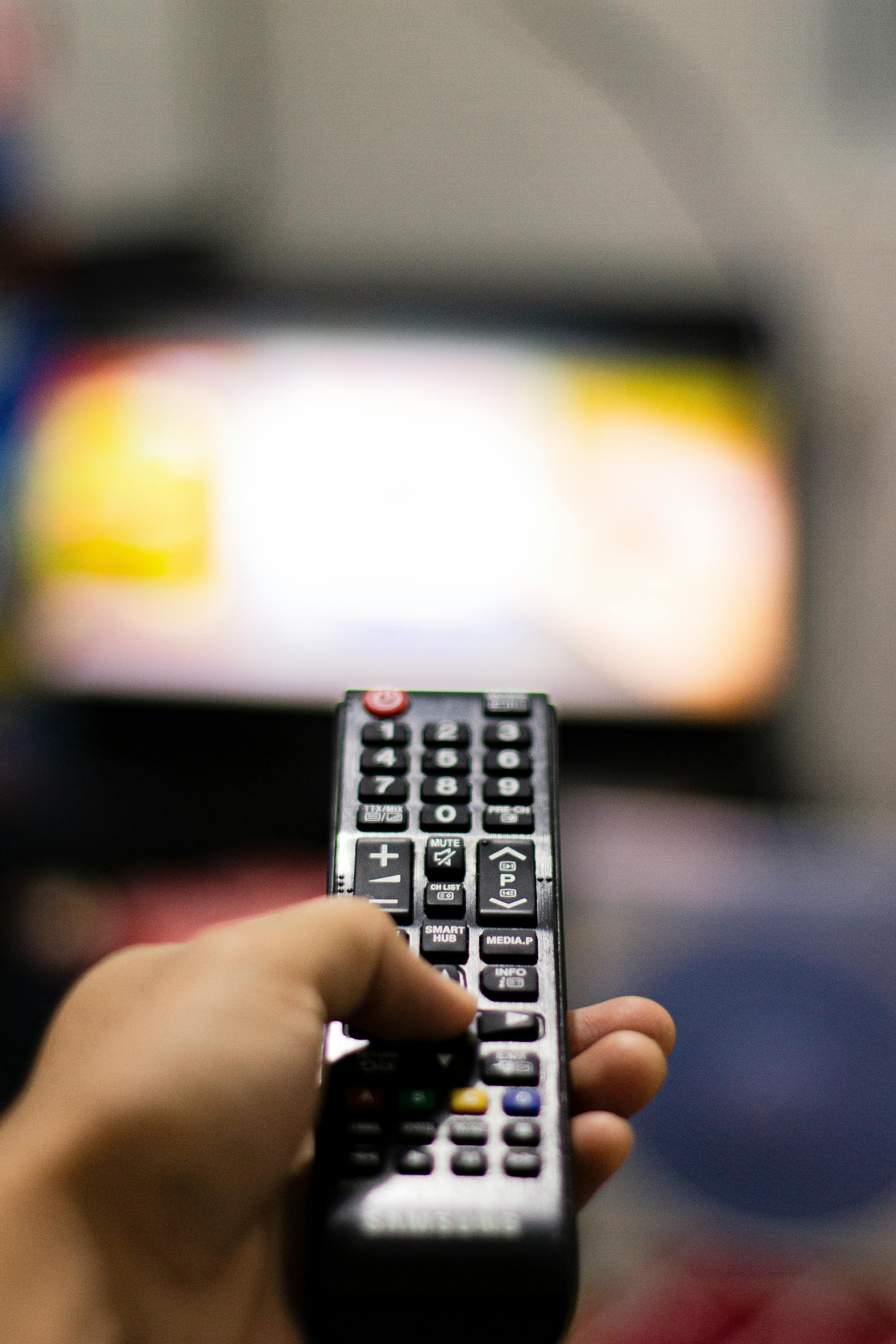 Domicílios sem televisão no país atingem em 2025 maior número em quase dez anos, diz IBGE