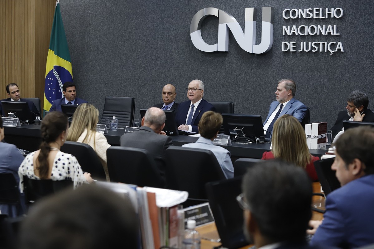 CNJ forma maioria para aprovar regras com limites a pagamento de ...
