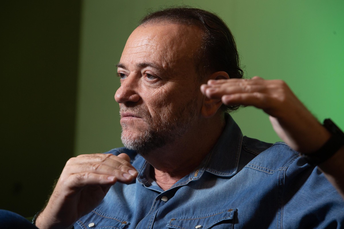 Presidente do PT deixa em aberto participação de Lula em debates