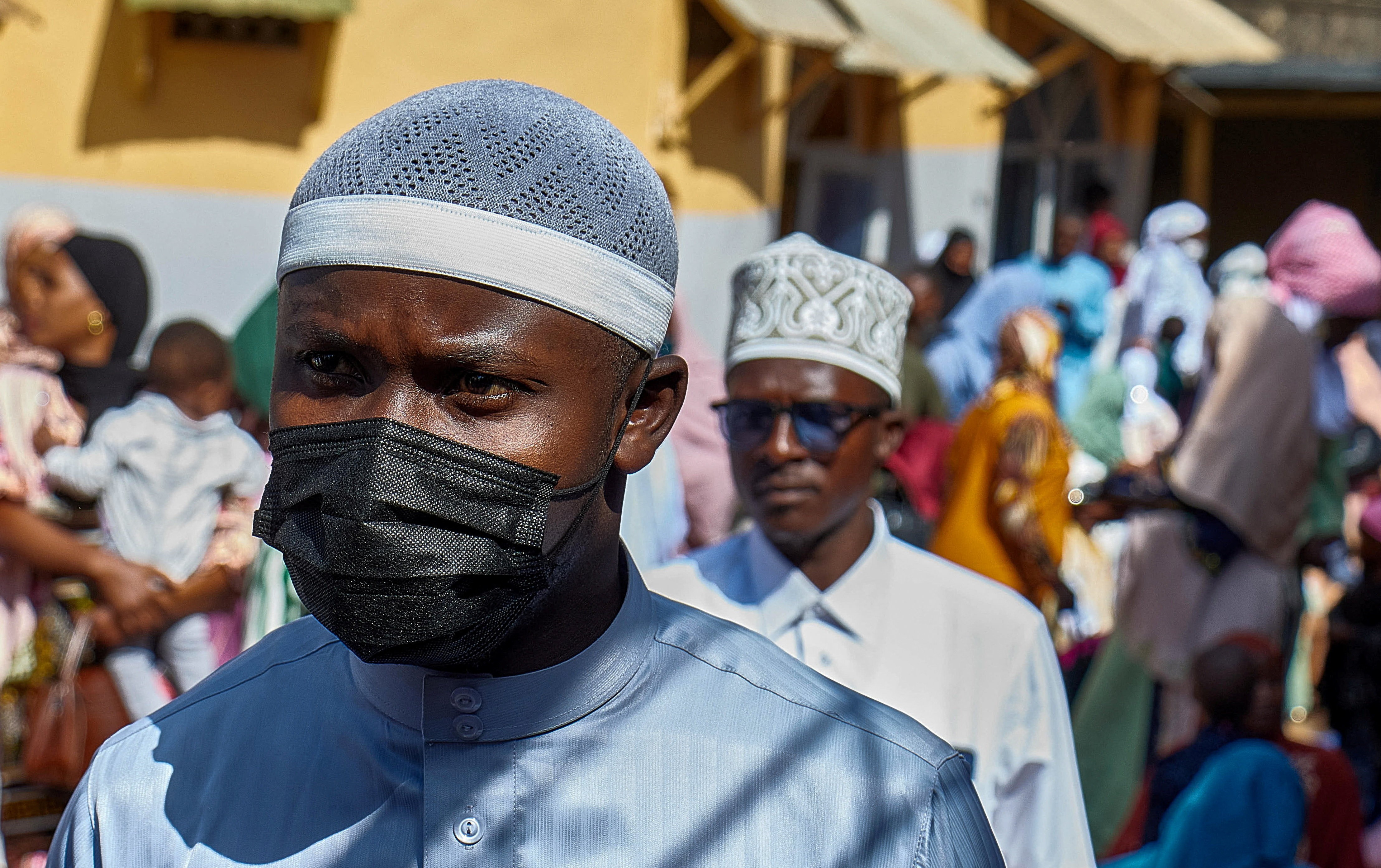 Uganda fecha fronteira com RDC para tentar conter avanço do ebola