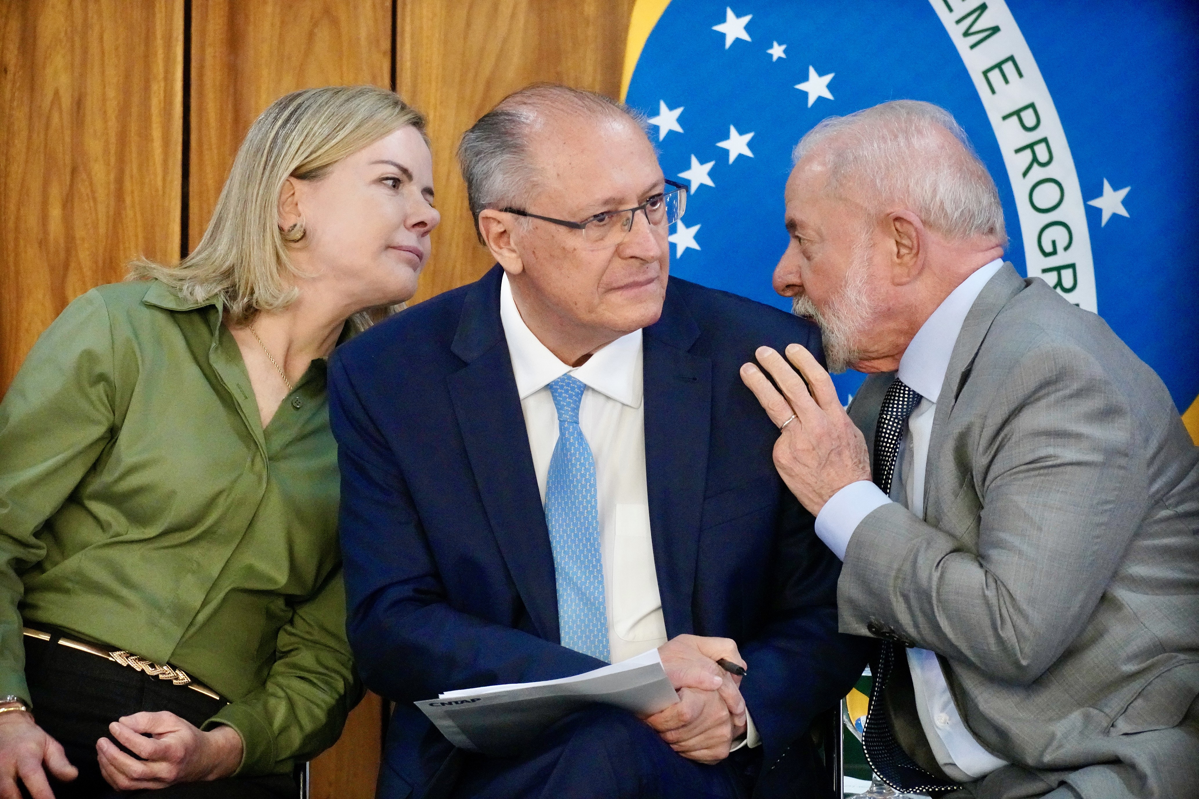 Exoneração de Alckmin e Gleisi é publicada no DOU