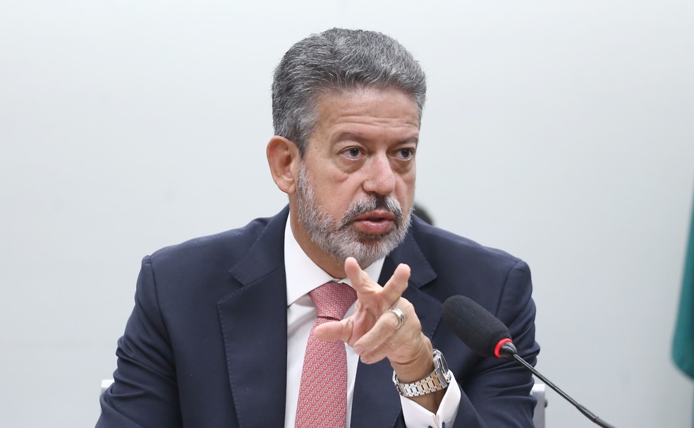 Deputado Arthur Lira em pronunciamento.