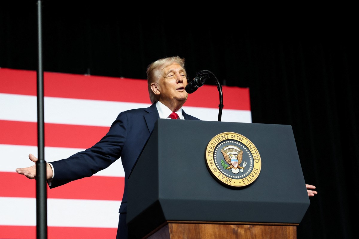 Trump diz que EUA farão operações ‘por terra’ contra cartéis da Venezuela