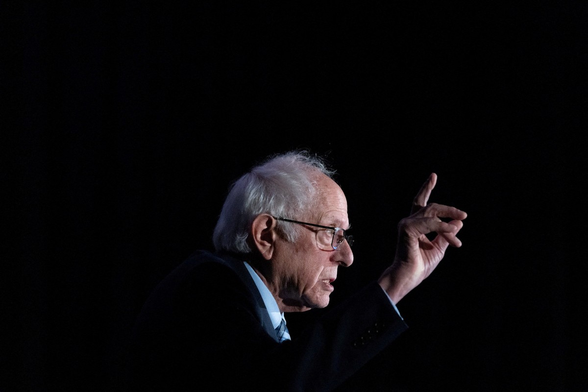 Após encontro com Lula, Bernie Sanders e democratas cobram compromisso dos EUA com eleição no Brasil