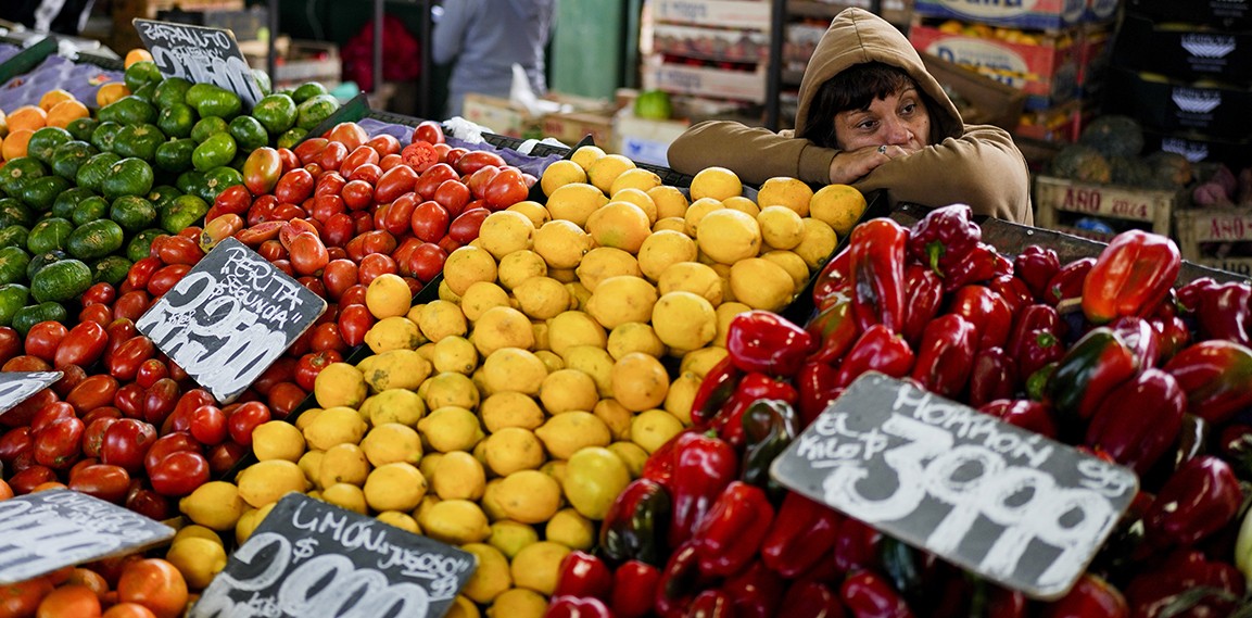 Inflação da Argentina fica em 2,4% em fevereiro