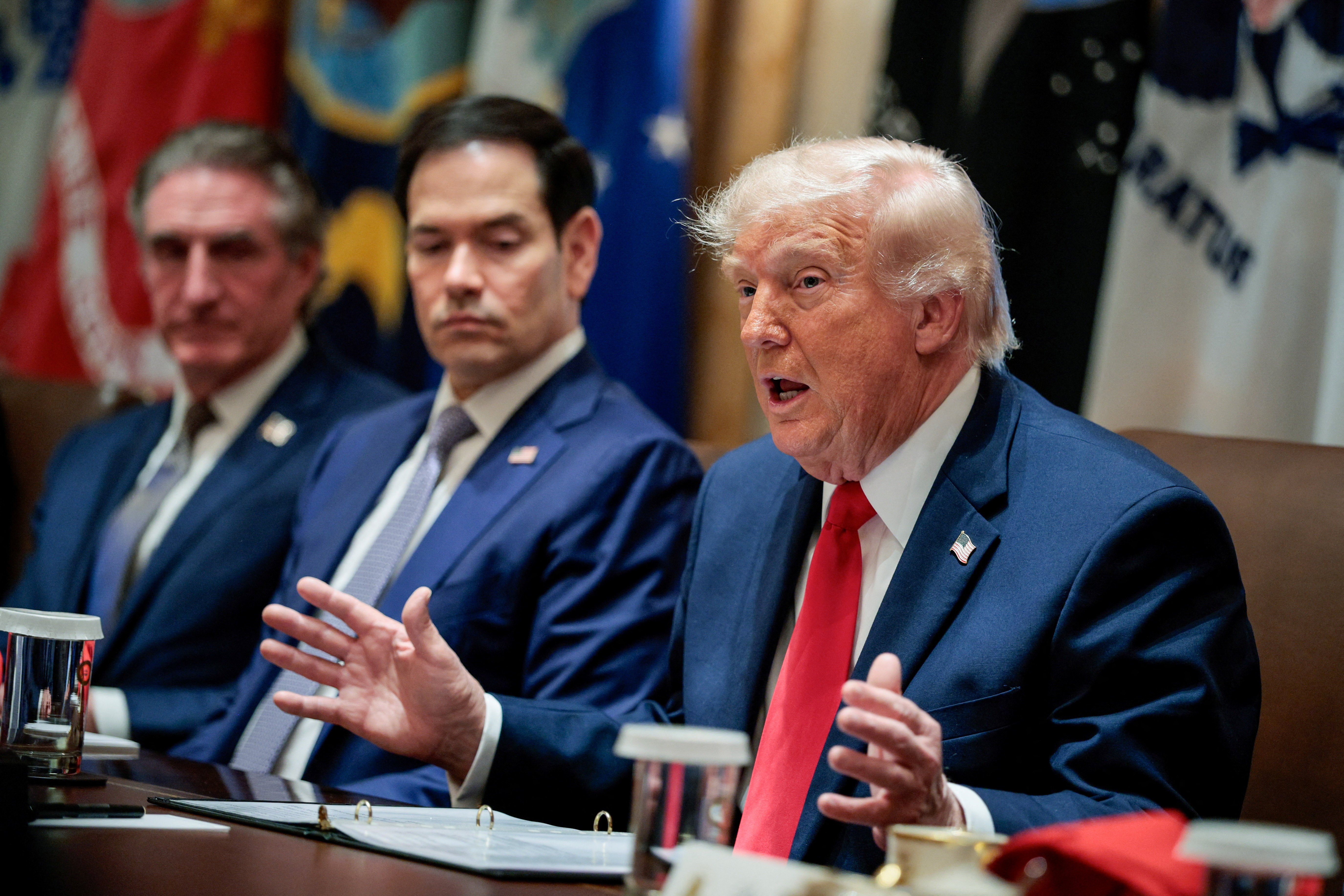 Trump expressa insatisfação com termos da negociação com o Irã