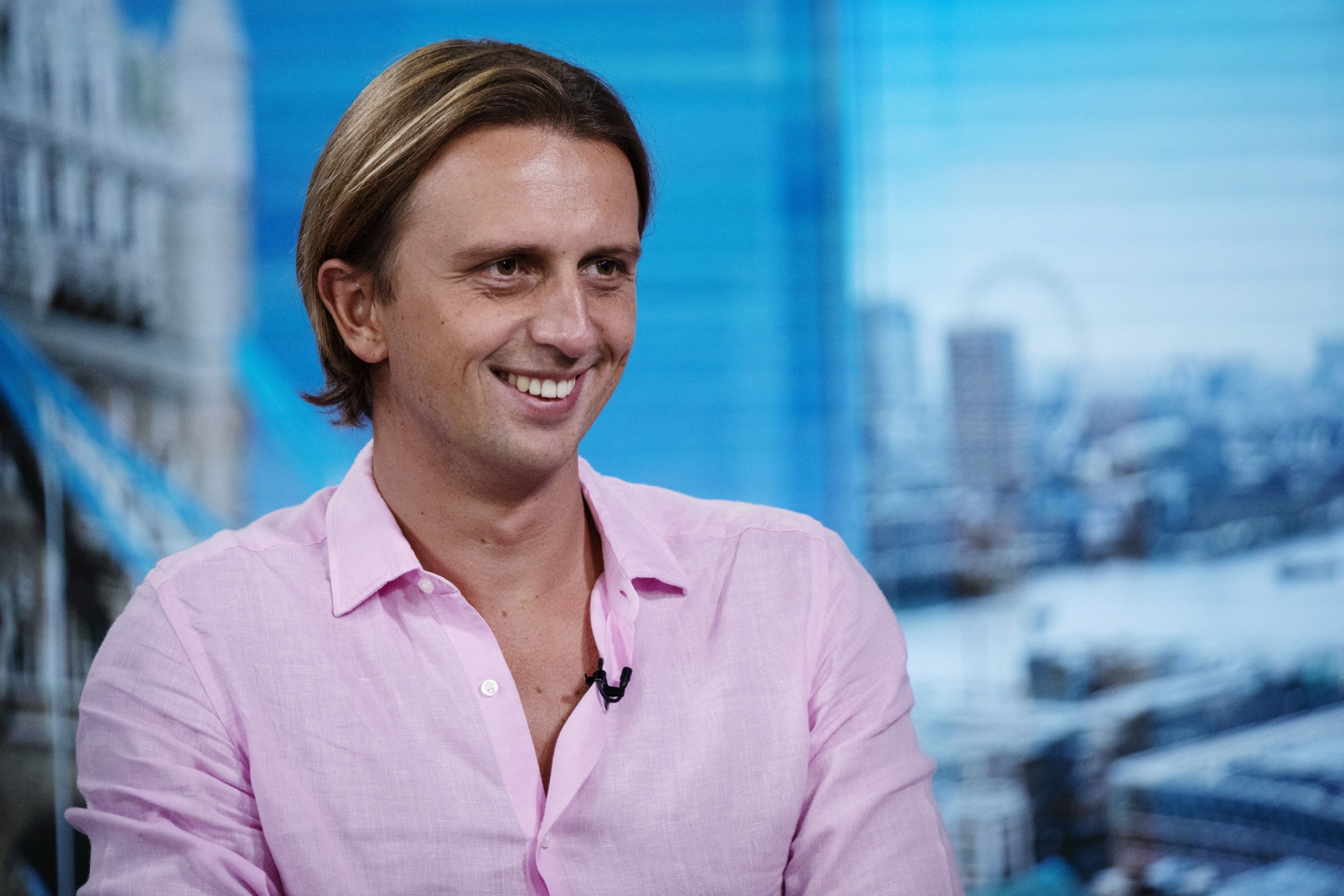 FT: Fundador do Revolut é processado por corretora devido a superiate de 350 milhões de euros - QTU Questões do Universo