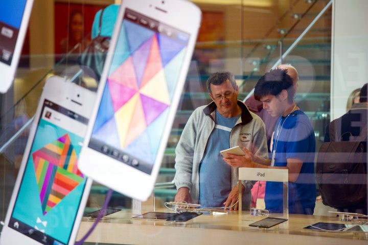 Índice de preços ao consumidor dos EUA sobe 0,9% em março