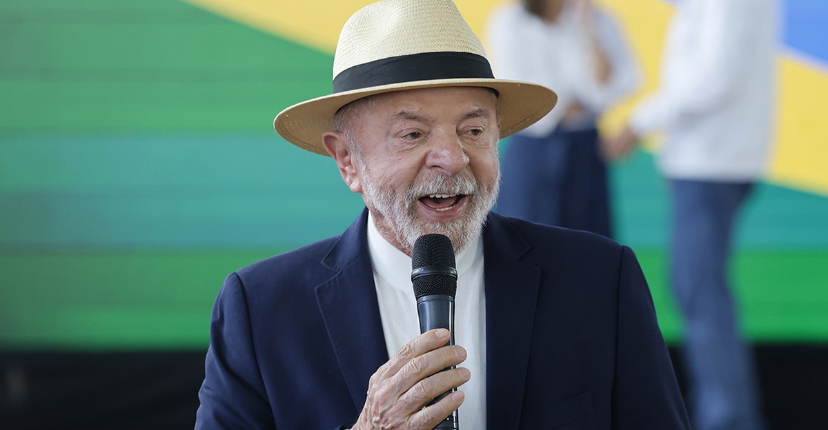 Lula busca apoio empresarial em jantar no Alvorada