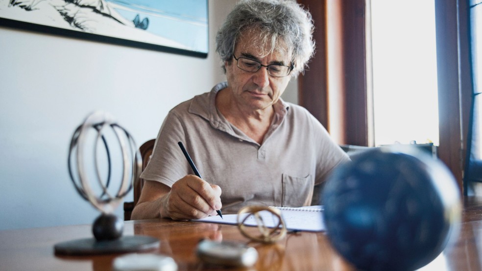 Carlo Rovelli: “A política errou ao ignorar a ciência”, diz o físico ...