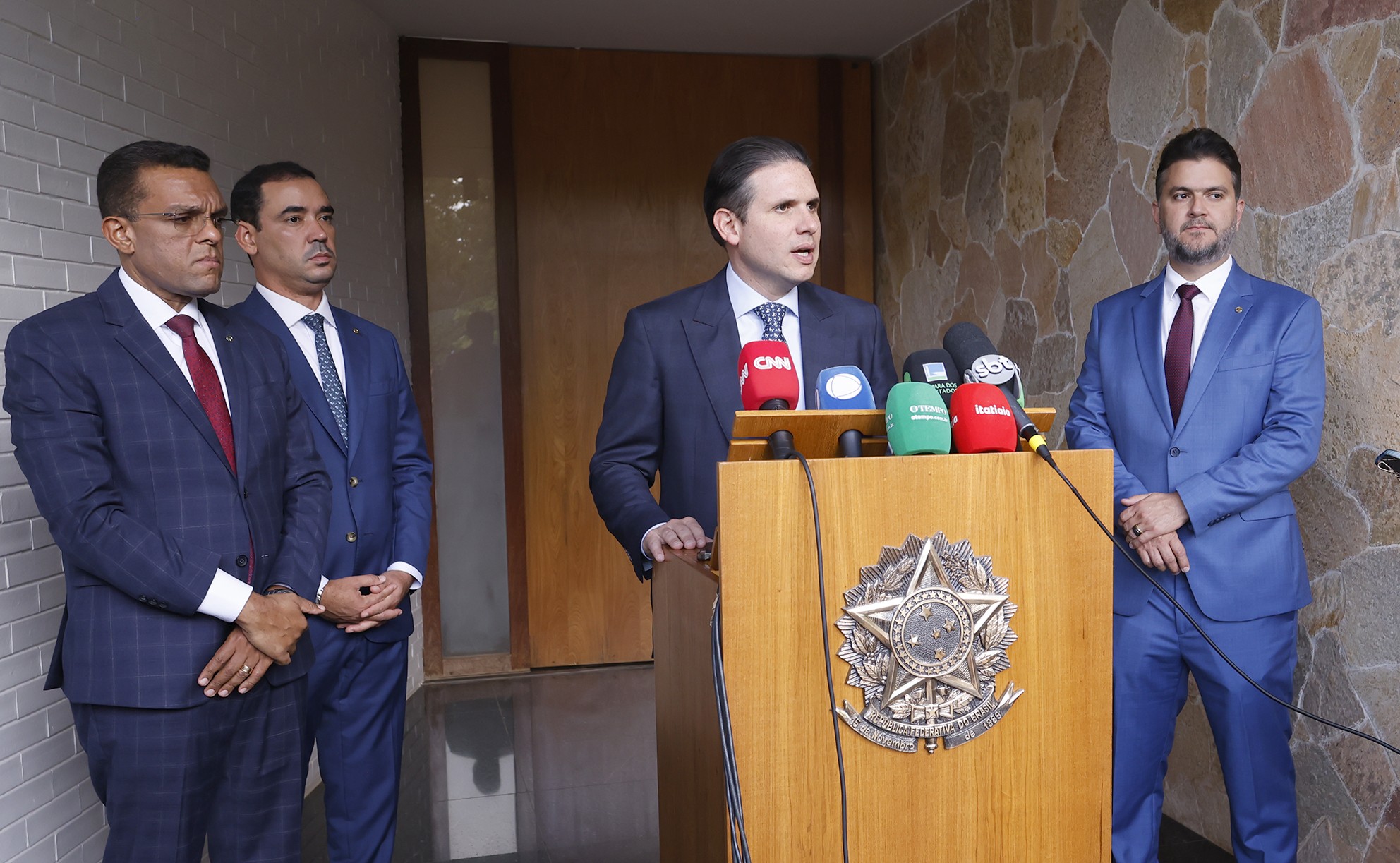 Medidas adotadas pelo governo para conter alta dos combustíveis são satisfatórias, diz Motta