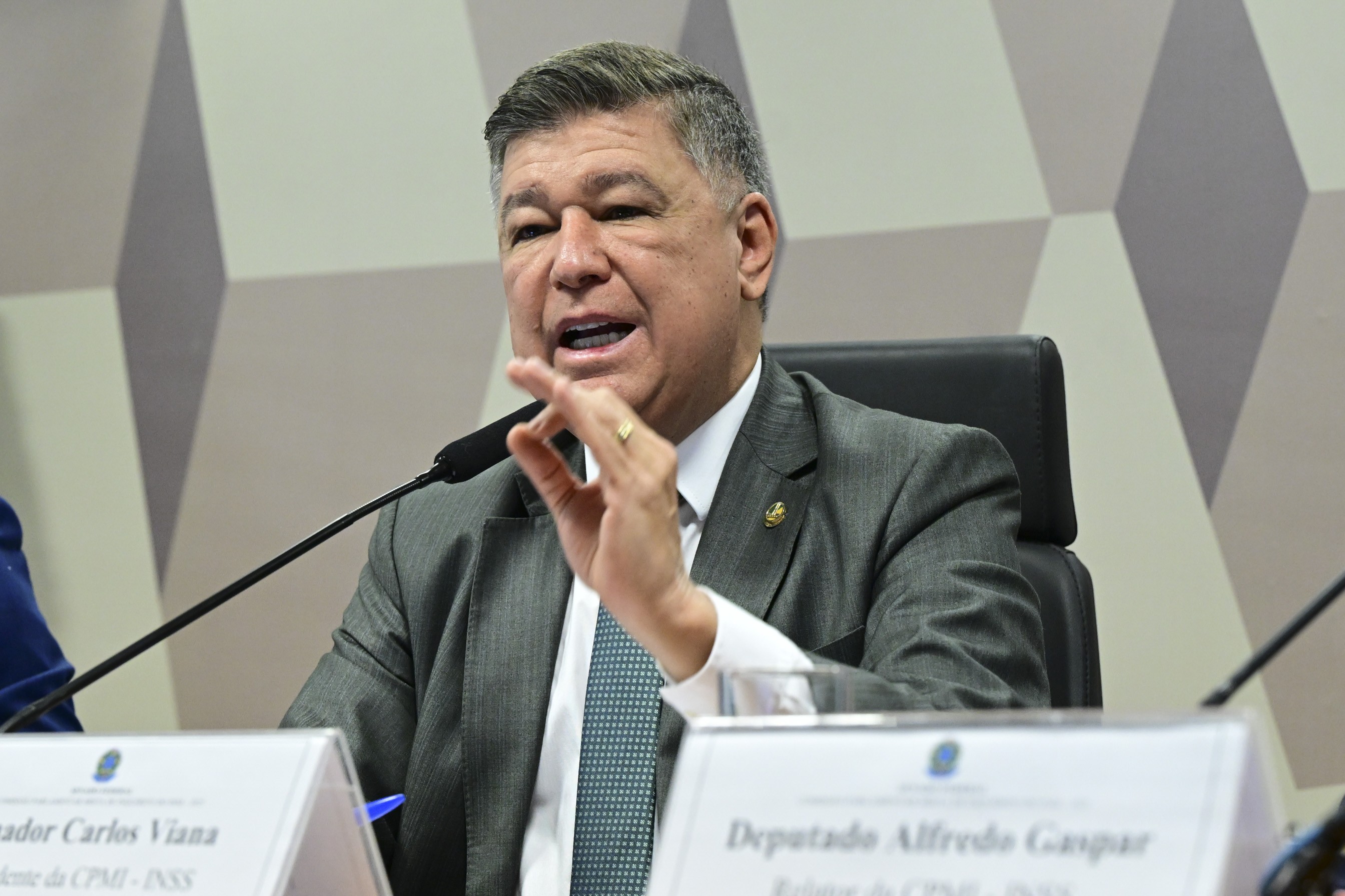 Relator e presidente da CPI Mista do INSS vão pedir acesso a inquérito sobre fraudes