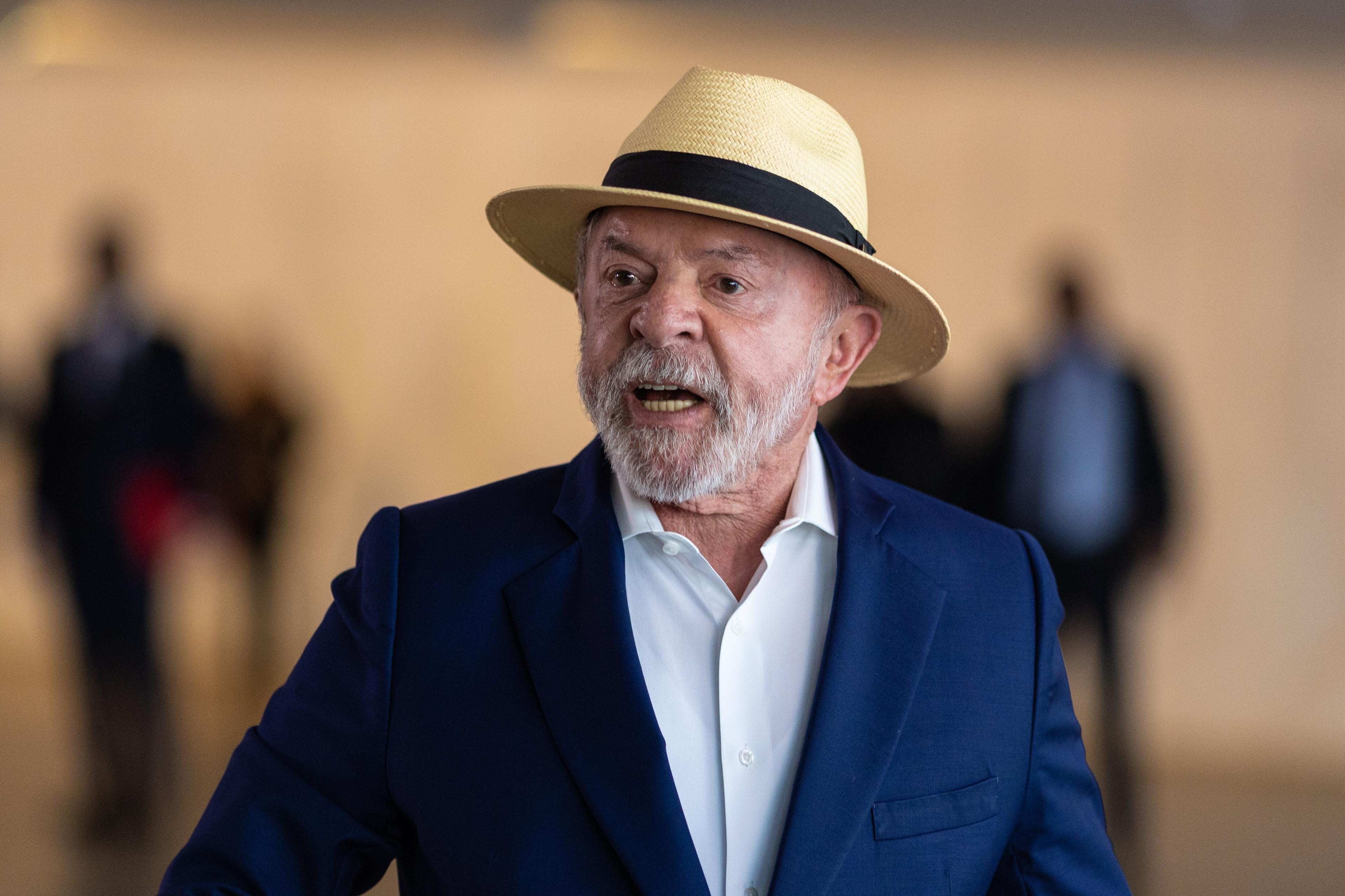 Lula critica bancos por burocracia no programa Move Brasil