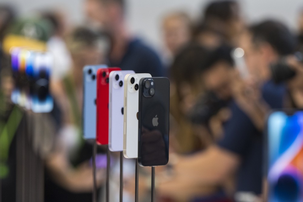 iPhone domina mercado chinês no 4º tri mesmo com revés de covid ...