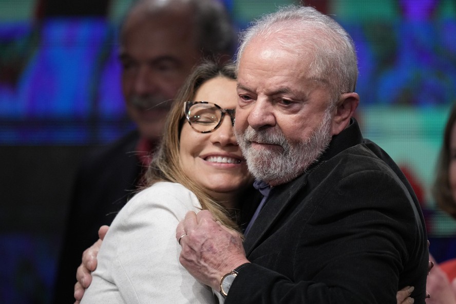 Líderes latino-americanos parabenizam Lula por resultado e falam em 'vitória'