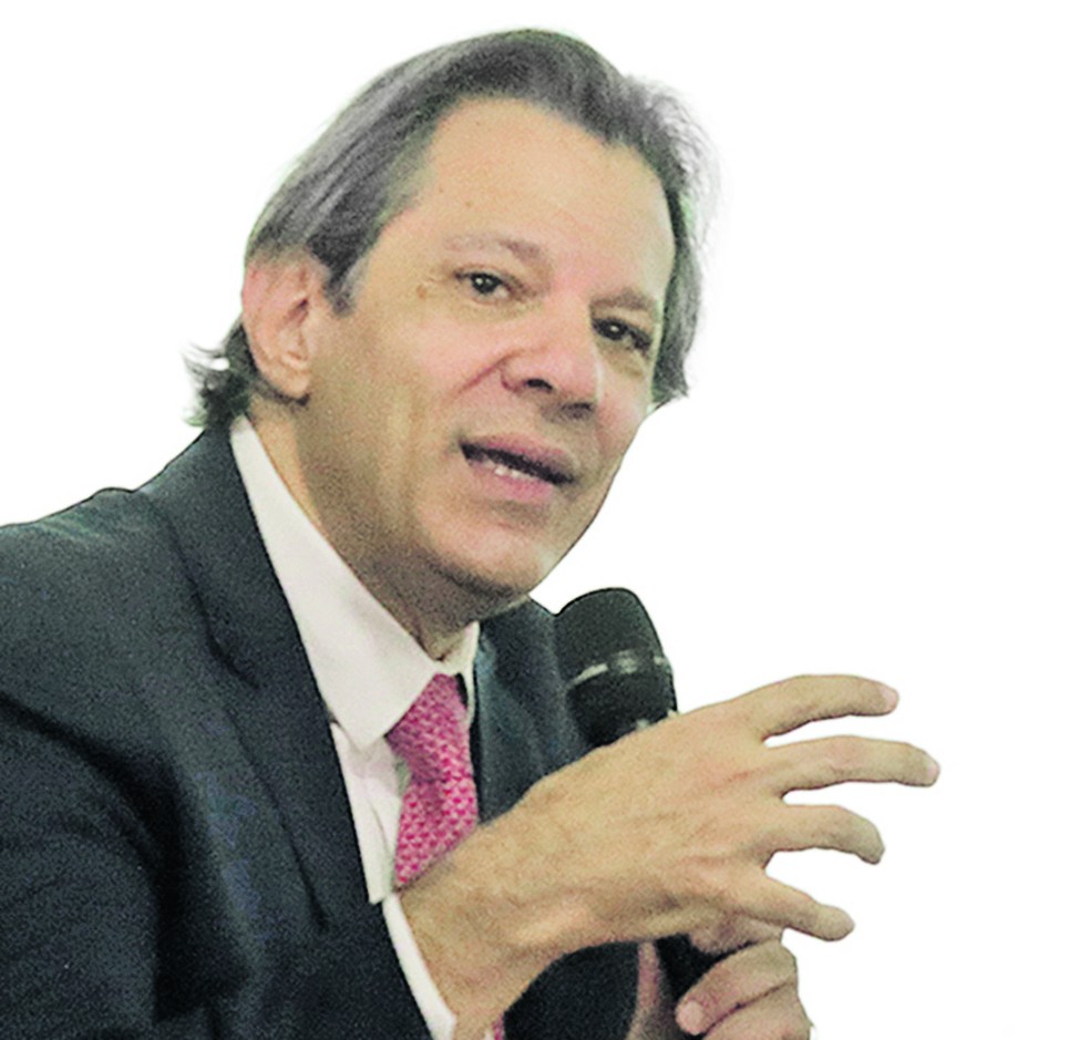 Fernando Haddad: “Mesmo com a trava externa, economia continua crescendo” — Foto: Cristiano Mariz/Agência O Globo