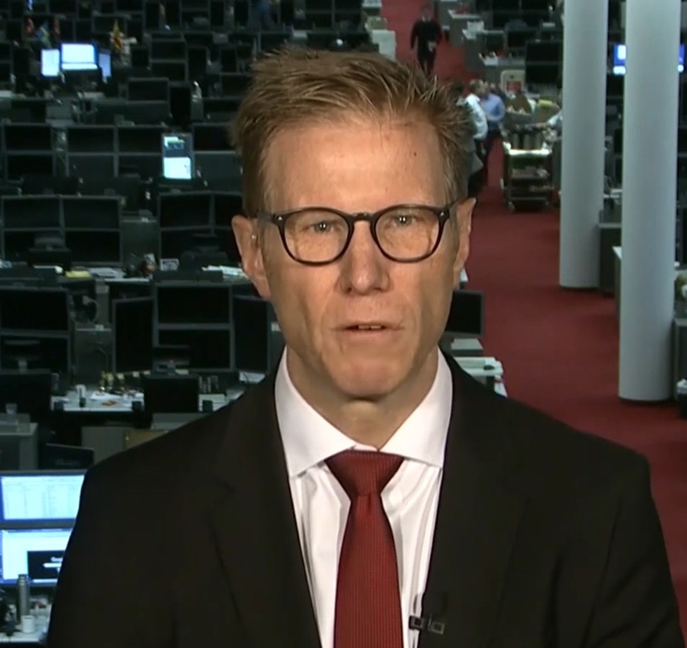 Voto de confiança na França expõe piora do risco fiscal no mercado ...