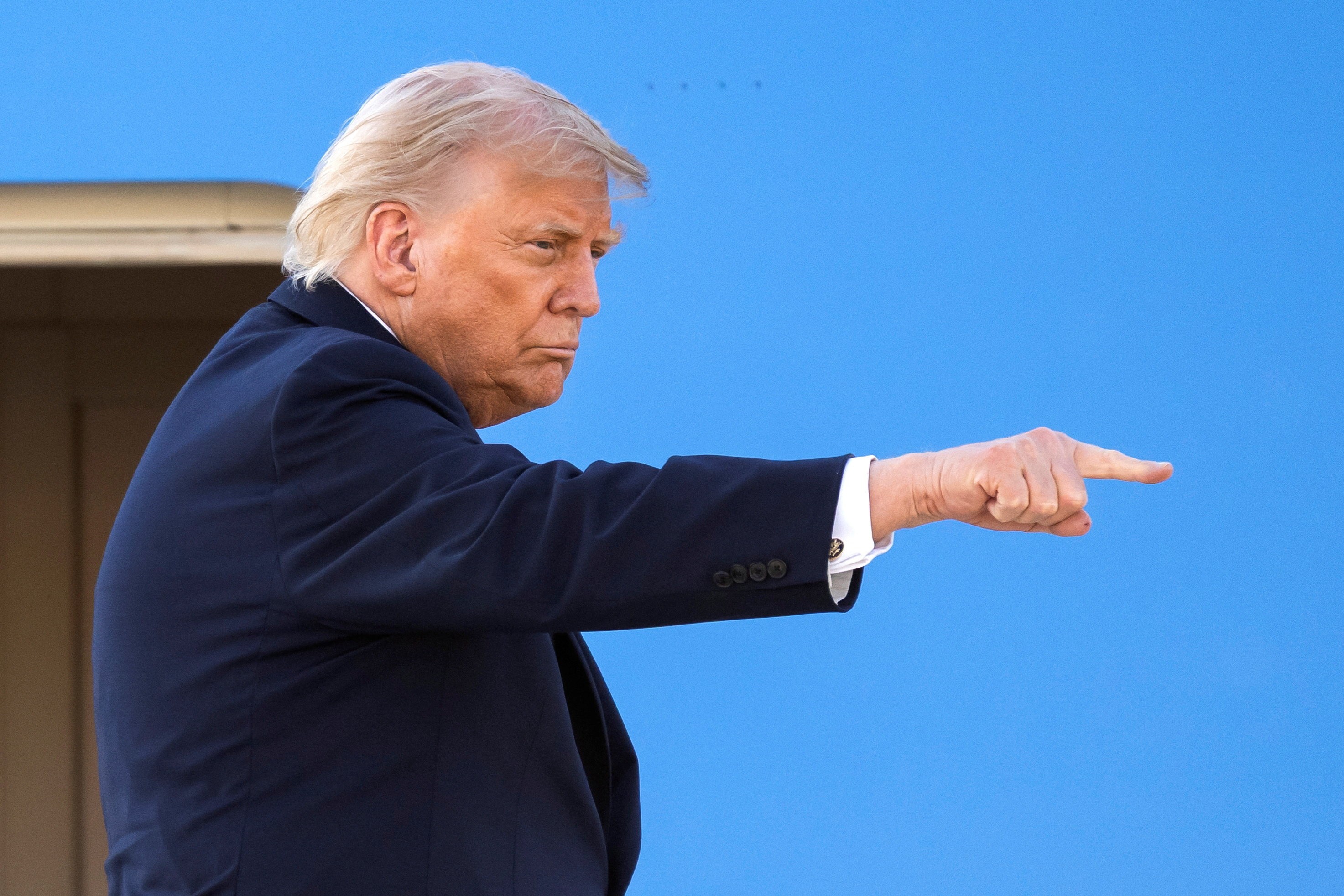 Trump diz que não vai assinar projeto bipartidário sobre moradia que chamou de ‘grande chatice’