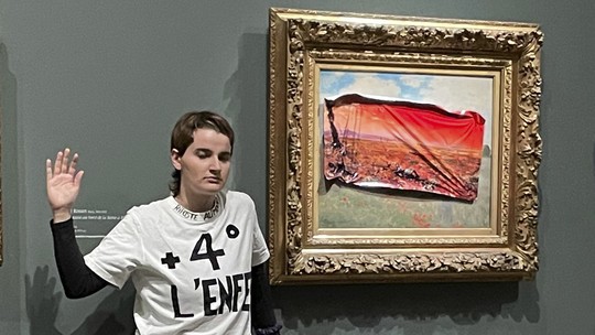 Ativista ambientalista cola cartaz em quadro de Monet e é presa em Paris 