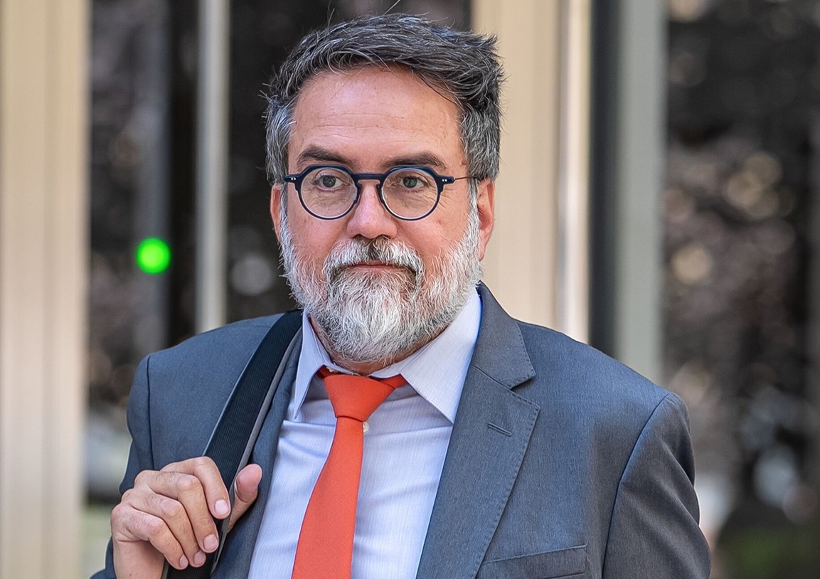 Meta sabia dos riscos aos jovens e os ignorou, denuncia ex-executivo - QTU Questões do Universo