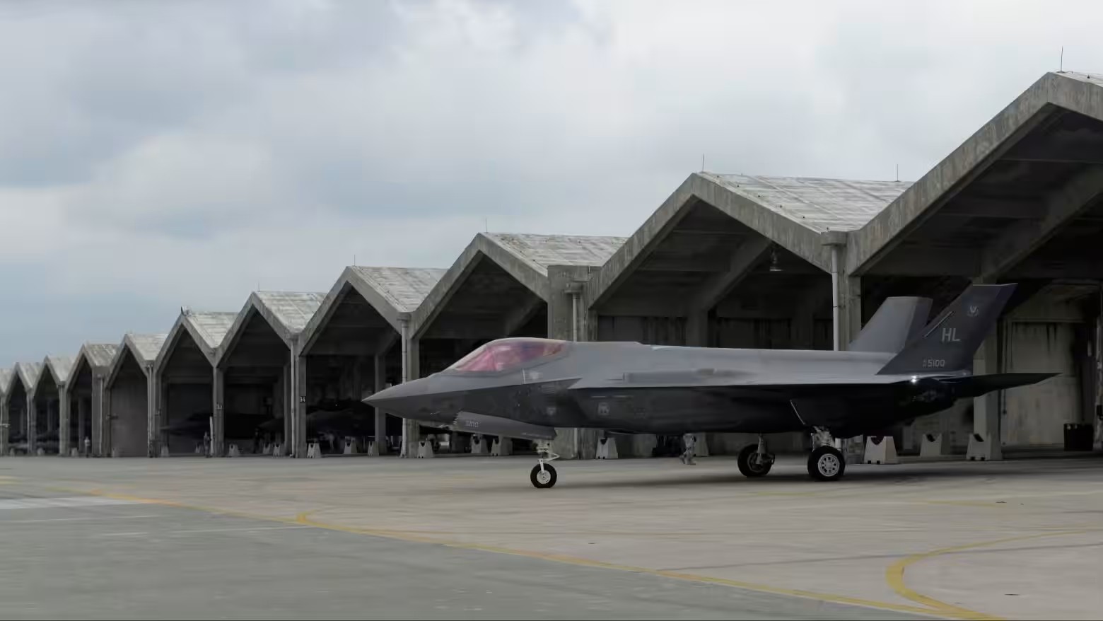 Com incerteza sobre EUA, Japão começa a discutir opção de ter armas nucleares