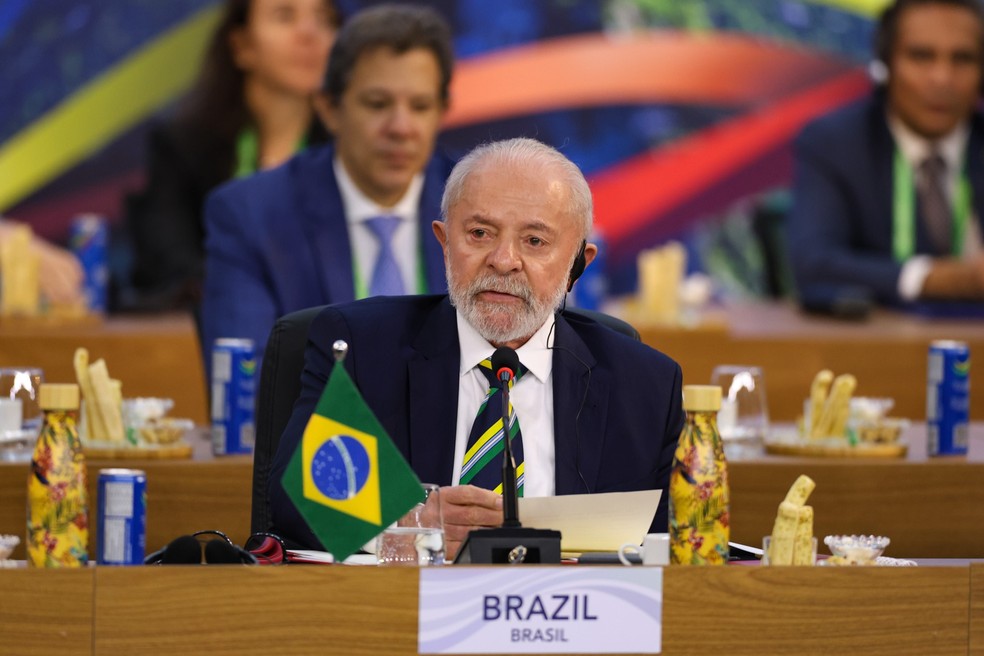 Lula diz que 'globalização neoliberal fracassou' e 'não é surpresa que a  democracia esteja sob ameaça' | Brasil | Valor Econômico