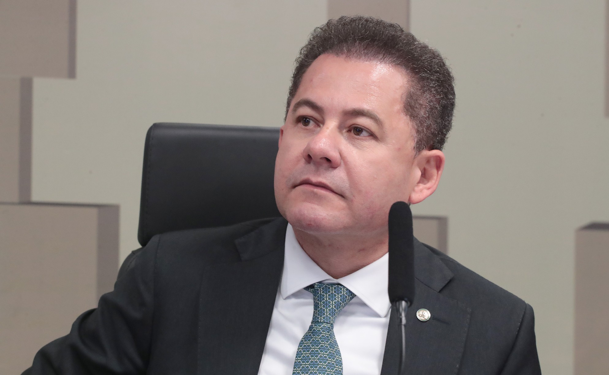 Esposa de Cezinha de Madureira negociou R$ 2 milhões por êxito em processo no STF, aponta PF