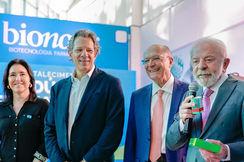 Lula e Alckmin atuam para resolver impasse na chapa de Haddad em SP