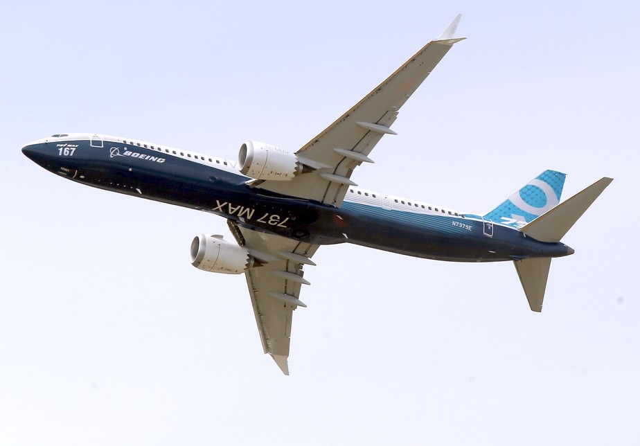 Boeing 737 Max 9: modelo de avião que voou de 'porta aberta' é suspenso no  Brasil