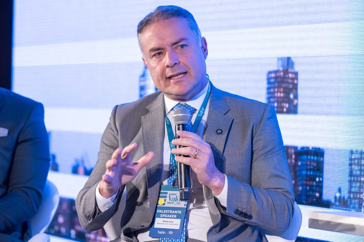 Summit Brazil-USA: "Problemas brasileiros são pequenos diante de incerteza com tarifas”, diz ministro dos Transportes
