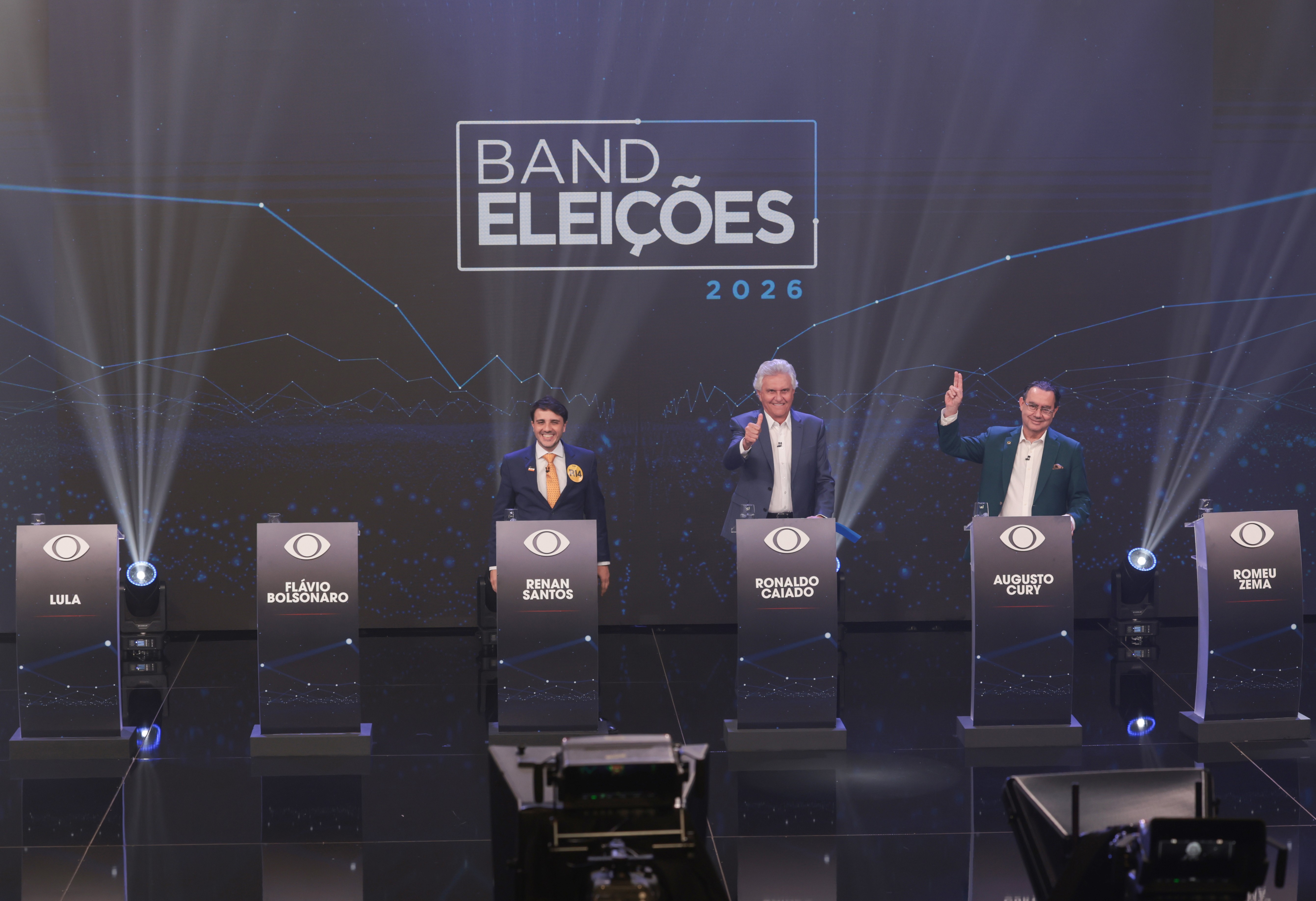 Candidatos do 'segundo pelotão' recalibram estratégias após avanço de Cury