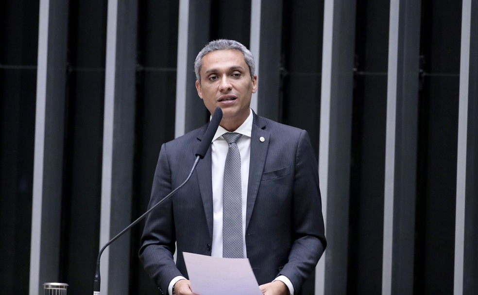 Deputado Gustavo Gayer em pronunciamento na Câmara dos Deputados.