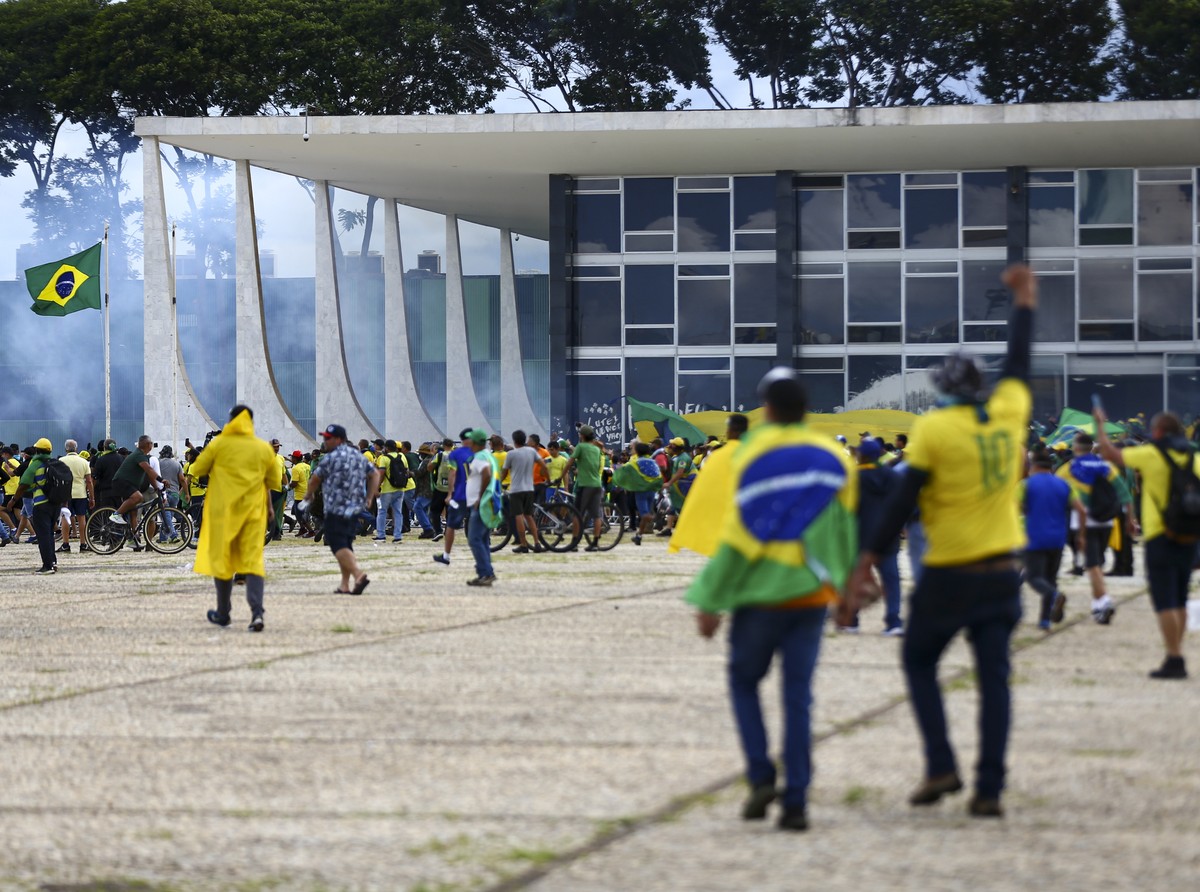 Juez argentino aprueba extradición de cinco golpistas brasileños condenados a hasta 17 años de prisión