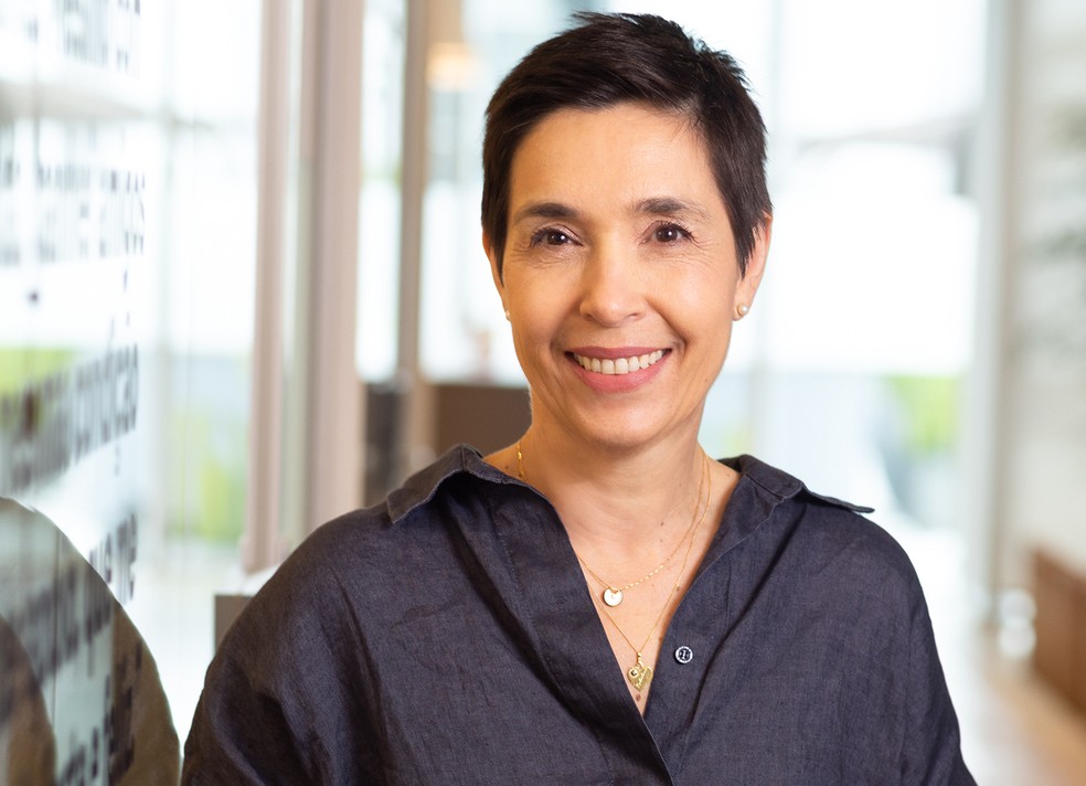 Lorice Scalise, presidente da Roche Farma Brasil, diz que 25% dos investimentos da companhia foram direcionados a medicamentos para doenças raras — Foto: Divulgação
