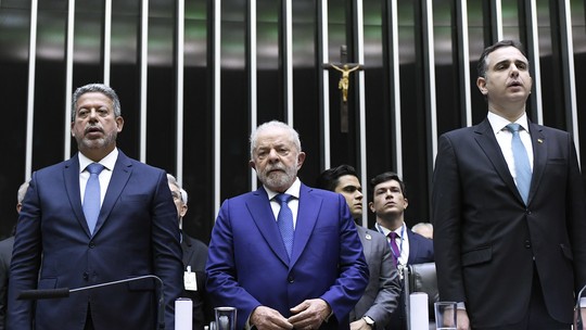 Após críticas de Lira, Lula entra na articulação política e vai se reunir com líderes da Câmara