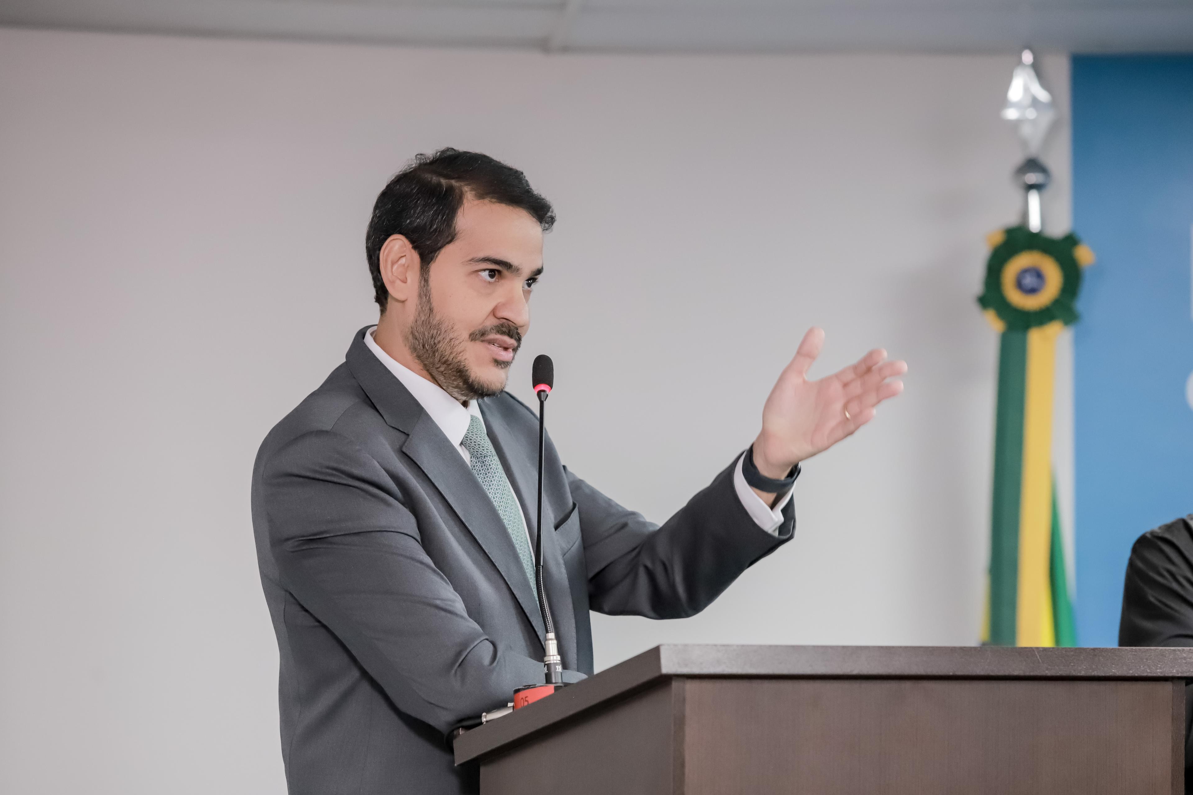 Para AGU, publicações jornalísticas e crimes de calúnia não podem ter derrubada imediata de plataformas