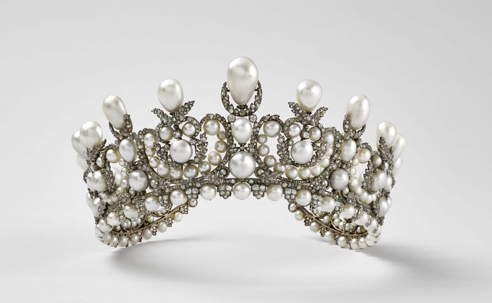 Tiara da Imperatriz Eugênia — Foto: Divulgação/Museu do Louvre
