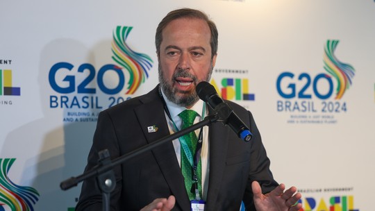 Silveira quer reduzir em 25% preço final do gás natural para indústria, com ajuste na regulação 