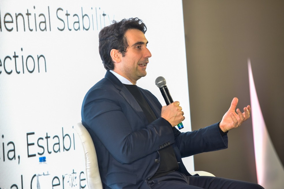 O diretor de política monetária do Banco Central, Gabriel Galípolo, no evento Finance of Tomorrow, no Rio — Foto: Paulo Mumia/Museu do Amanhã/Divulgação