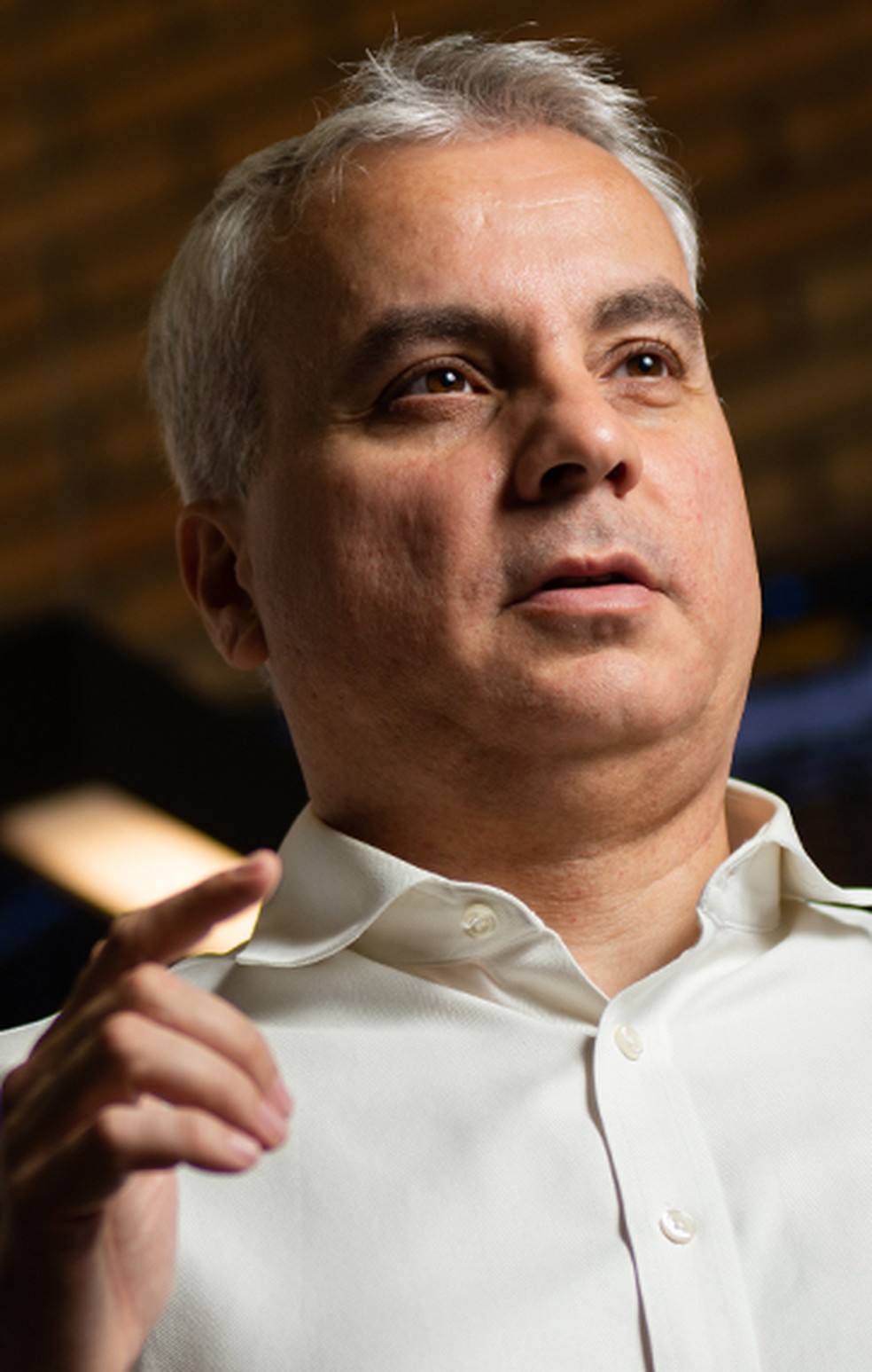 Mercado tem dia positivo; dólar e juro recuam | Finanças | Valor Econômico