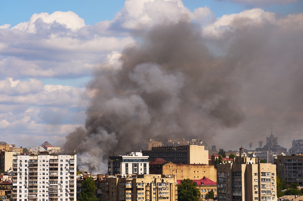 Rússia lança drones contra centro de Kiev no sétimo dia consecutivo de ataques - QTU Questões do Universo