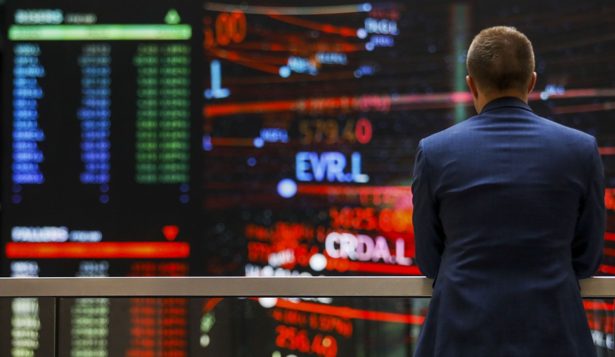 Maioria das bolsas na Europa cai, com tensões políticas e comerciais no radar